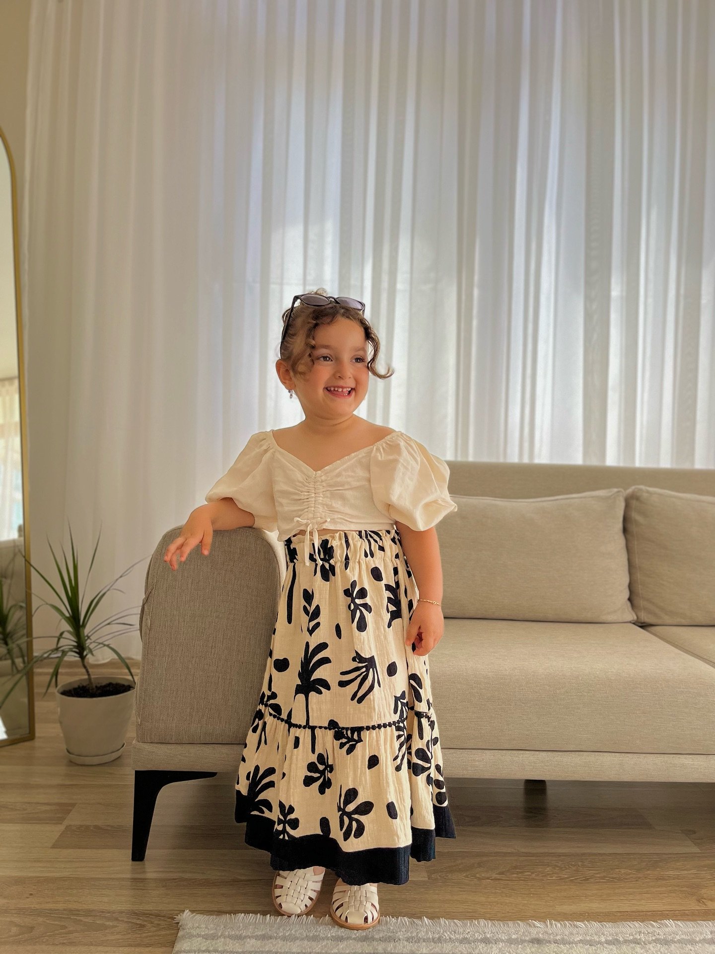 GIRLS DENIM STONE BLUE JUMPSUIT WITH WAIST BELT - Image 4