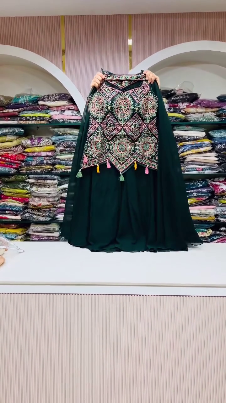 WOMEN'S Georgette Semi-Stiched lehnga