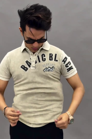 Men Printed Regular Fit Polo T-Shirt with Short Sleeves