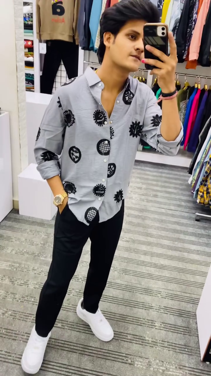 Men Smart Slim Fit Spread Collar Geometric Printed Casual Shirt - Image 3