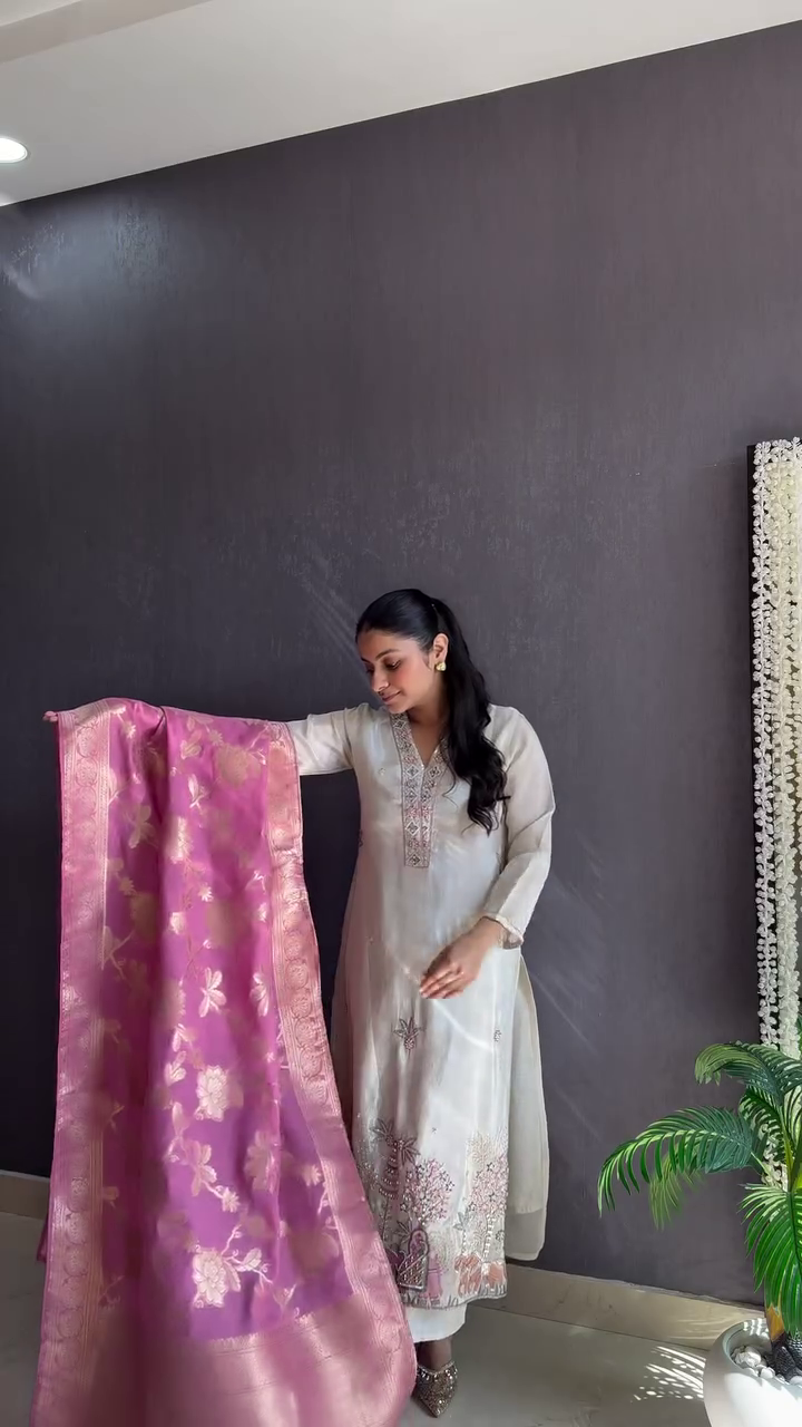 Women Floral Embroidered Regular Thread Work Chanderi Silk Kurta with Trousers & With Dupatta - Image 8