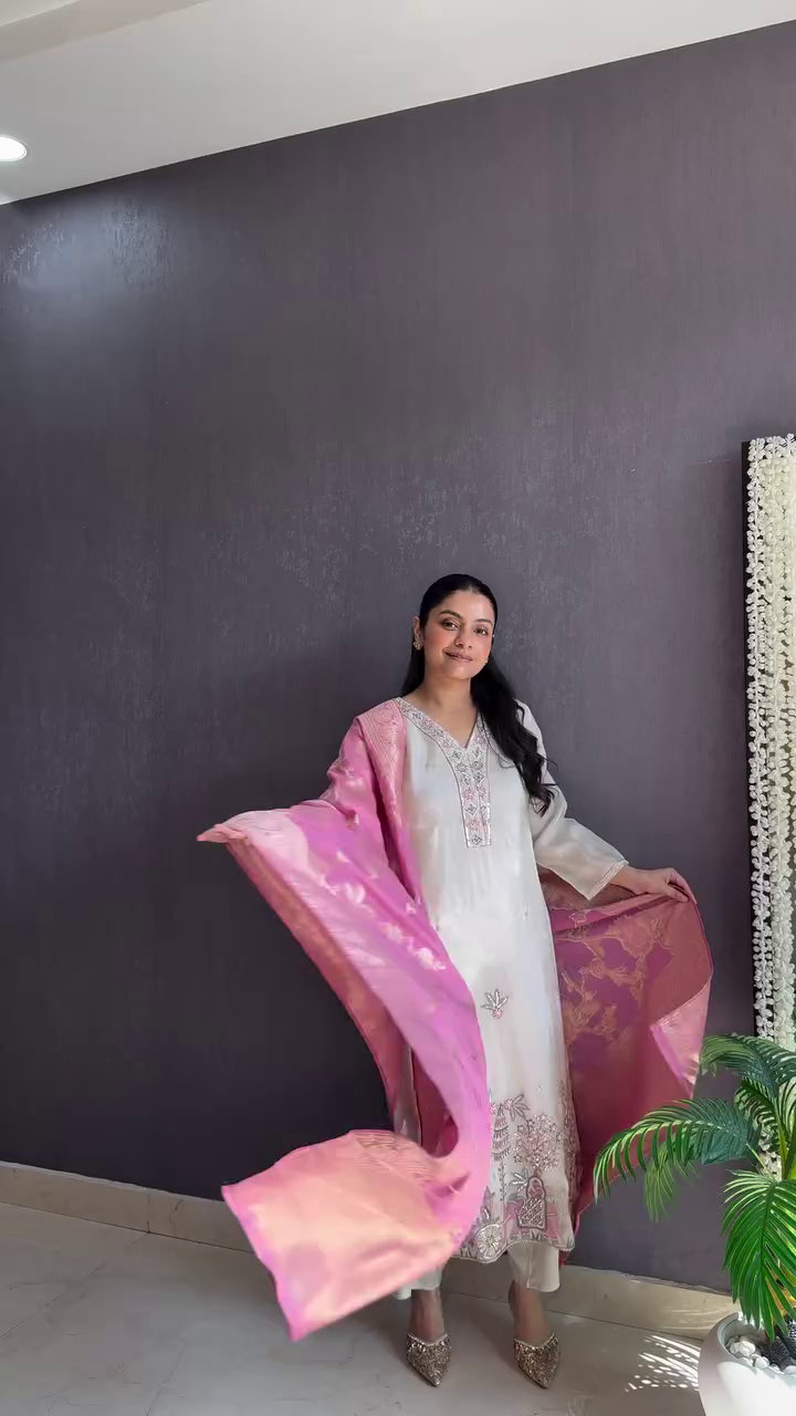 Women Floral Embroidered Regular Thread Work Chanderi Silk Kurta with Trousers & With Dupatta - Image 6