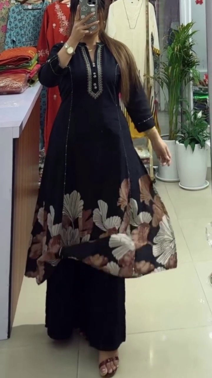 Floral Printed V-Neck Straight Kurta With Palazzos - Image 4